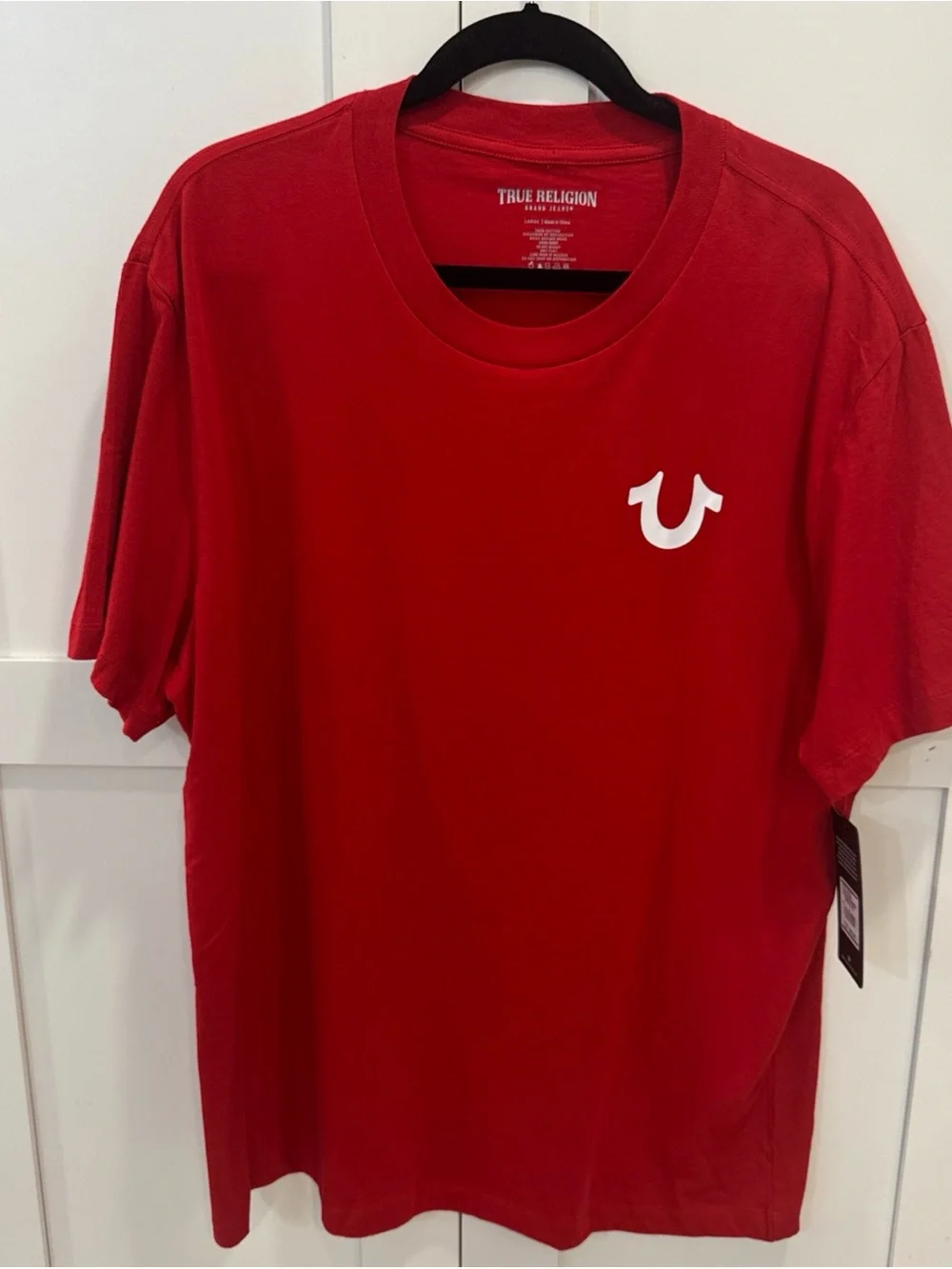NWT True Religion Red floating Buddha Tee Horseshoe Graphic rhinestone Men’s L